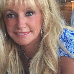 Meet your Posher, Roxanne